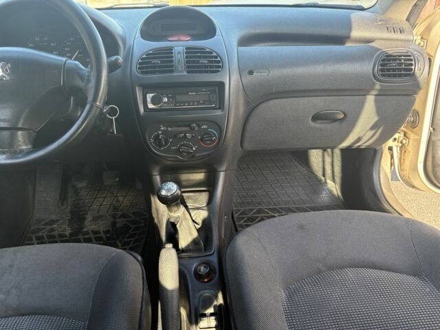 Бежевый Пежо 206, объемом двигателя 1.4 л и пробегом 274 тыс. км за 2450 $, фото 5 на Automoto.ua