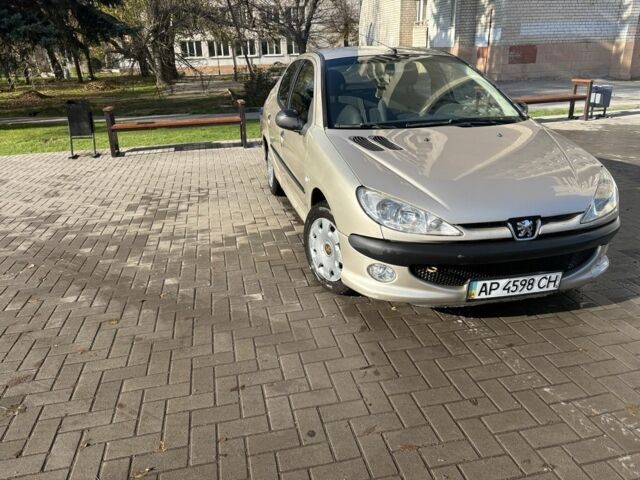 Бежевый Пежо 206, объемом двигателя 1.4 л и пробегом 274 тыс. км за 2450 $, фото 1 на Automoto.ua