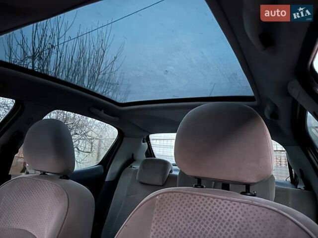 Черный Пежо 206, объемом двигателя 2 л и пробегом 383 тыс. км за 2800 $, фото 2 на Automoto.ua