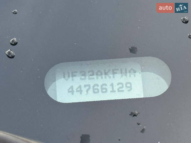 Черный Пежо 206, объемом двигателя 1.36 л и пробегом 142 тыс. км за 3500 $, фото 8 на Automoto.ua