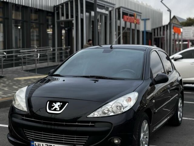 Черный Пежо 206, объемом двигателя 1.4 л и пробегом 207 тыс. км за 5900 $, фото 4 на Automoto.ua