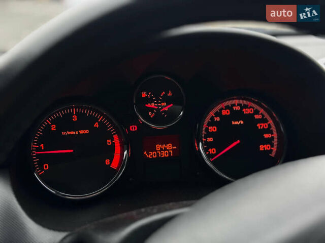 Чорний Пежо 206, об'ємом двигуна 1.4 л та пробігом 207 тис. км за 5900 $, фото 7 на Automoto.ua