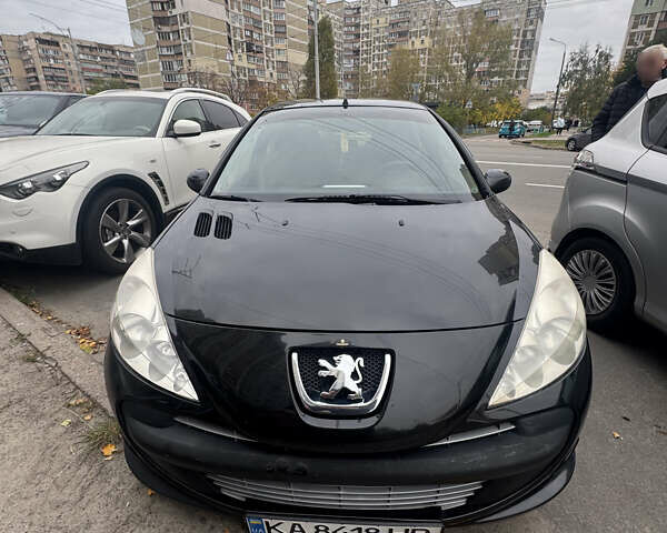 Чорний Пежо 206, об'ємом двигуна 1.4 л та пробігом 127 тис. км за 4000 $, фото 1 на Automoto.ua