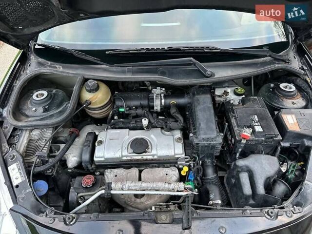 Чорний Пежо 206, об'ємом двигуна 1.4 л та пробігом 263 тис. км за 4300 $, фото 15 на Automoto.ua