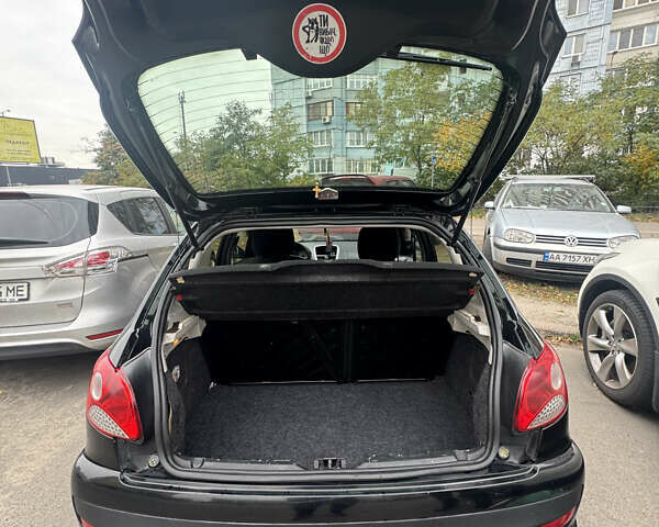 Чорний Пежо 206, об'ємом двигуна 1.4 л та пробігом 127 тис. км за 4000 $, фото 14 на Automoto.ua