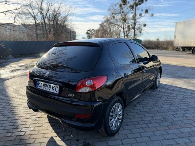 Черный Пежо 206, объемом двигателя 1.4 л и пробегом 152 тыс. км за 4500 $, фото 10 на Automoto.ua