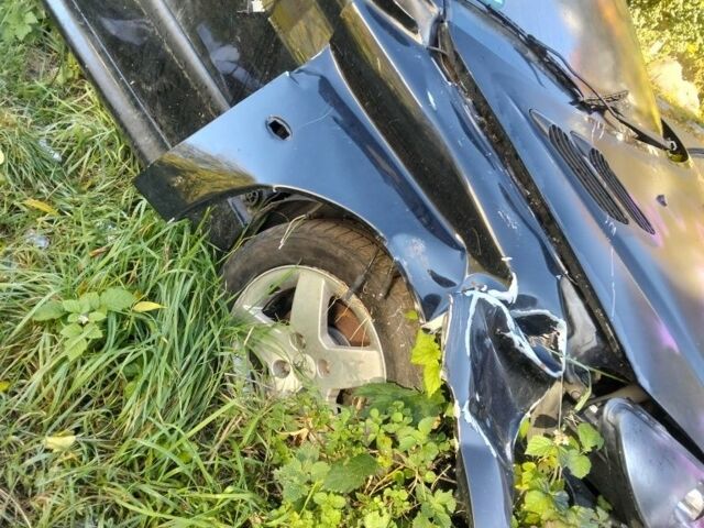 Черный Пежо 206, объемом двигателя 0 л и пробегом 10 тыс. км за 1100 $, фото 5 на Automoto.ua