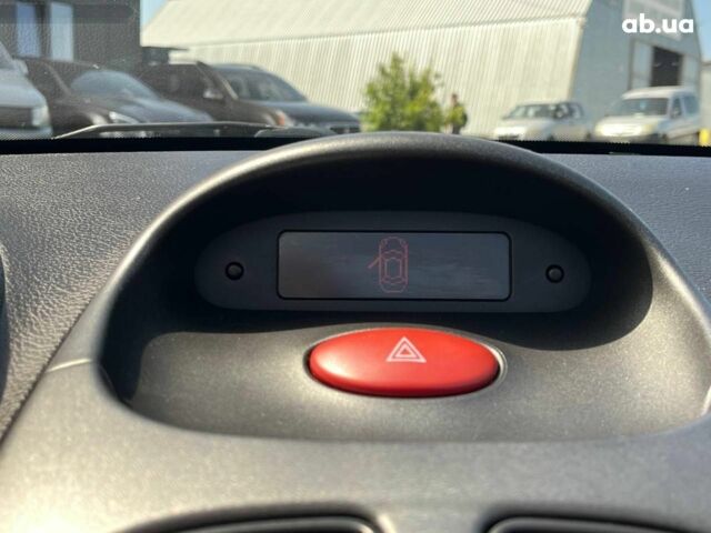 Черный Пежо 206, объемом двигателя 1.6 л и пробегом 134 тыс. км за 3380 $, фото 30 на Automoto.ua