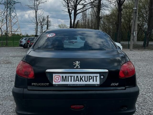 Чорний Пежо 206, об'ємом двигуна 0 л та пробігом 225 тис. км за 2999 $, фото 4 на Automoto.ua