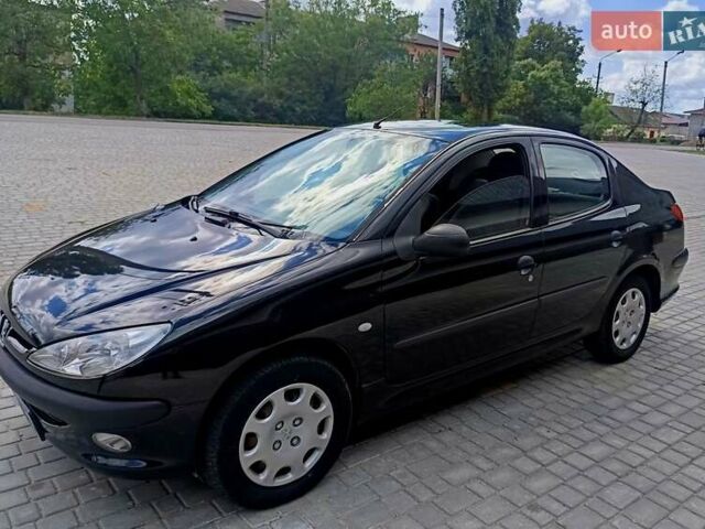 Пежо 206 2009 в Раздельной на Automoto.ua Черный Пежо 206, объемом двигателя 1.4 л и пробегом 162 тыс. км за 2999 $, фото 2 на Automoto.ua