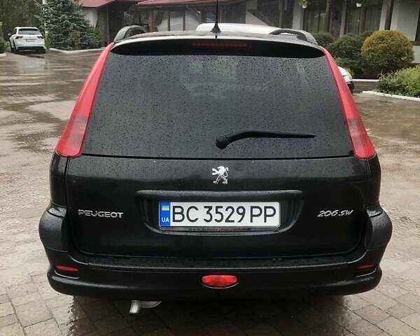 Чорний Пежо 206, об'ємом двигуна 1.12 л та пробігом 147 тис. км за 2700 $, фото 4 на Automoto.ua