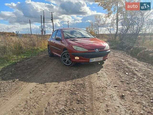 Червоний Пежо 206, об'ємом двигуна 1.4 л та пробігом 458 тис. км за 2450 $, фото 1 на Automoto.ua