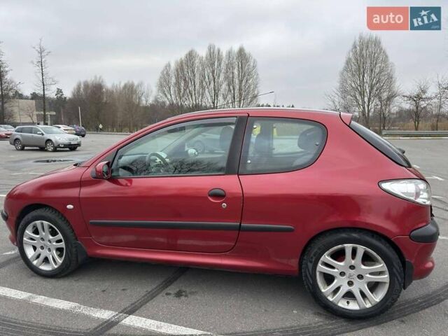 Красный Пежо 206, объемом двигателя 1.4 л и пробегом 179 тыс. км за 3600 $, фото 9 на Automoto.ua