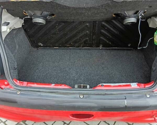 Червоний Пежо 206, об'ємом двигуна 1.1 л та пробігом 180 тис. км за 2200 $, фото 4 на Automoto.ua