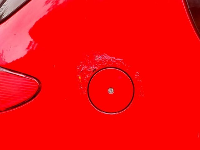 Червоний Пежо 206, об'ємом двигуна 1.4 л та пробігом 211 тис. км за 3000 $, фото 6 на Automoto.ua