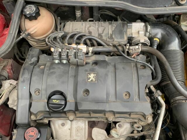 Червоний Пежо 206, об'ємом двигуна 1.6 л та пробігом 218 тис. км за 3500 $, фото 17 на Automoto.ua