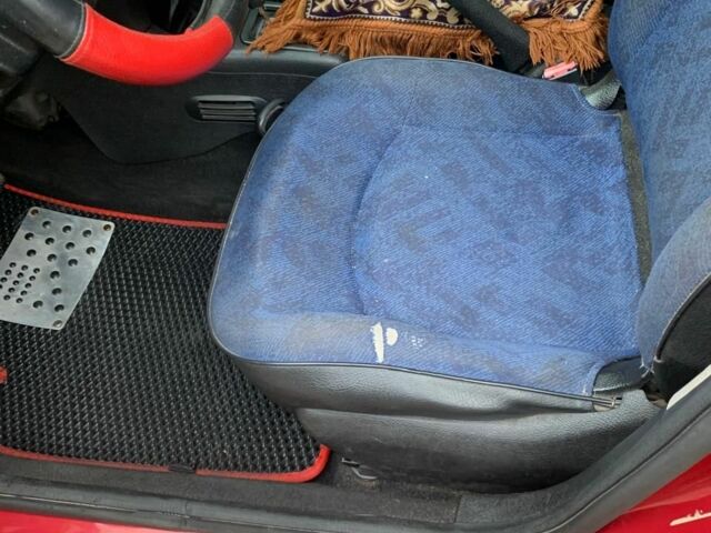 Червоний Пежо 206, об'ємом двигуна 1.6 л та пробігом 218 тис. км за 3500 $, фото 12 на Automoto.ua