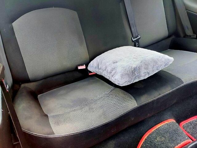 Червоний Пежо 206, об'ємом двигуна 1.4 л та пробігом 211 тис. км за 3000 $, фото 9 на Automoto.ua