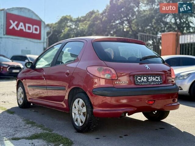 Червоний Пежо 206, об'ємом двигуна 0 л та пробігом 133 тис. км за 2500 $, фото 4 на Automoto.ua