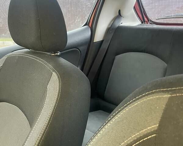 Красный Пежо 206, объемом двигателя 1.36 л и пробегом 181 тыс. км за 3900 $, фото 12 на Automoto.ua