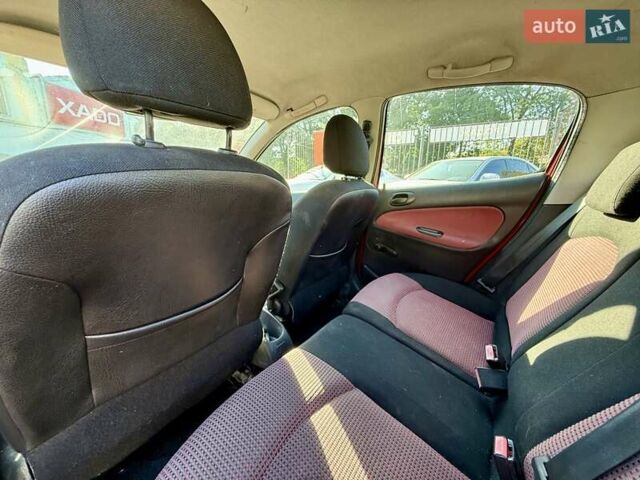 Червоний Пежо 206, об'ємом двигуна 0 л та пробігом 133 тис. км за 2500 $, фото 14 на Automoto.ua