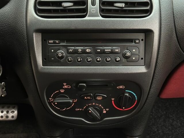 Красный Пежо 206, объемом двигателя 1.4 л и пробегом 119 тыс. км за 4500 $, фото 14 на Automoto.ua