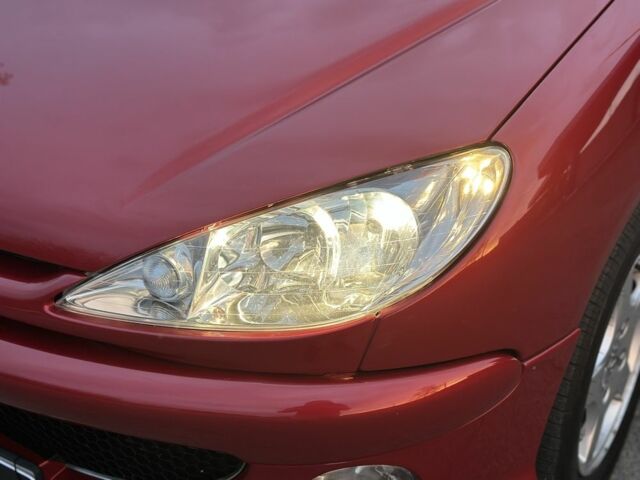 Красный Пежо 206, объемом двигателя 1.4 л и пробегом 119 тыс. км за 4500 $, фото 23 на Automoto.ua