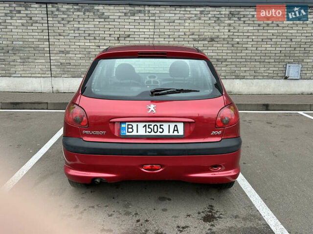 Красный Пежо 206, объемом двигателя 1.4 л и пробегом 76 тыс. км за 5200 $, фото 3 на Automoto.ua