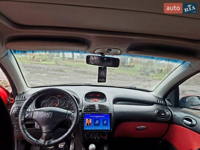 Красный Пежо 206, объемом двигателя 1.36 л и пробегом 226 тыс. км за 3799 $, фото 20 на Automoto.ua