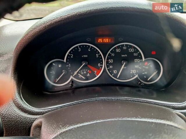 Красный Пежо 206, объемом двигателя 1.36 л и пробегом 226 тыс. км за 3799 $, фото 34 на Automoto.ua