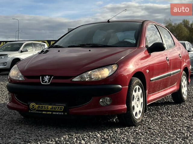 Червоний Пежо 206, об'ємом двигуна 1.4 л та пробігом 139 тис. км за 3999 $, фото 2 на Automoto.ua