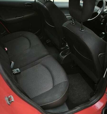 Червоний Пежо 206, об'ємом двигуна 1.4 л та пробігом 286 тис. км за 4250 $, фото 34 на Automoto.ua