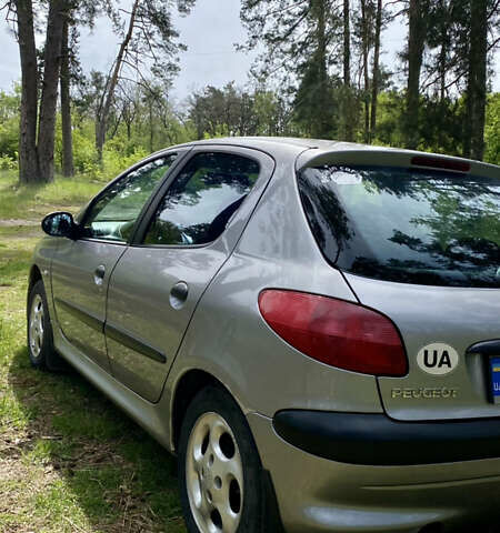 Пежо 206, об'ємом двигуна 1.4 л та пробігом 194 тис. км за 3650 $, фото 5 на Automoto.ua