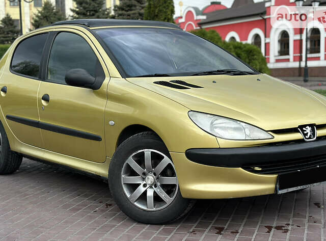 Пежо 206, объемом двигателя 1.4 л и пробегом 107 тыс. км за 4200 $, фото 11 на Automoto.ua