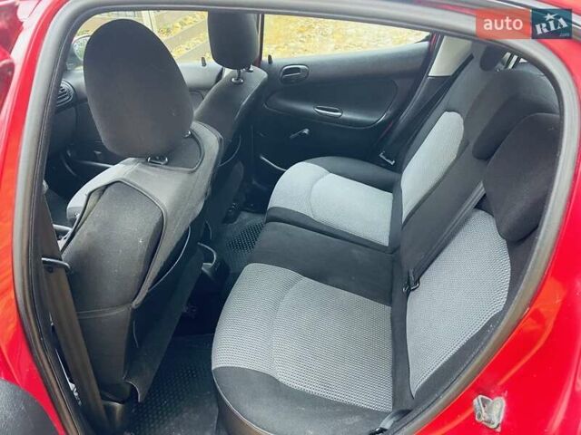 Пежо 206, об'ємом двигуна 0 л та пробігом 190 тис. км за 2100 $, фото 17 на Automoto.ua