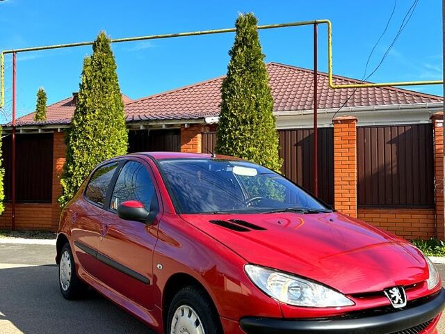 Пежо 206, объемом двигателя 1.4 л и пробегом 1 тыс. км за 3350 $, фото 2 на Automoto.ua