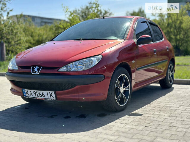 Пежо 206, объемом двигателя 1.36 л и пробегом 172 тыс. км за 4400 $, фото 1 на Automoto.ua