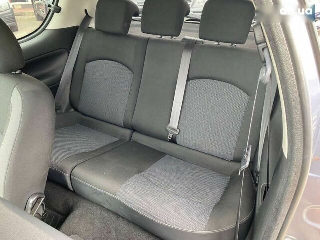 Пежо 206, объемом двигателя 1.4 л и пробегом 188 тыс. км за 4250 $, фото 8 на Automoto.ua