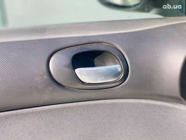 Пежо 206, объемом двигателя 1.4 л и пробегом 206 тыс. км за 3990 $, фото 17 на Automoto.ua