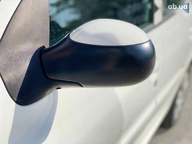 Пежо 206, объемом двигателя 1.4 л и пробегом 206 тыс. км за 3990 $, фото 12 на Automoto.ua