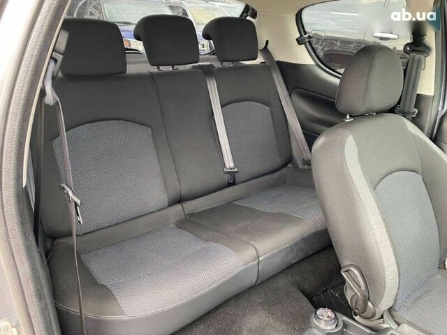 Пежо 206, об'ємом двигуна 1.4 л та пробігом 188 тис. км за 4500 $, фото 8 на Automoto.ua