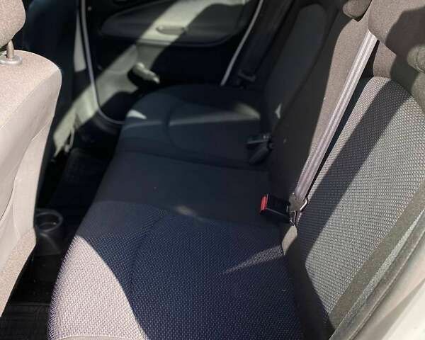 Пежо 206, объемом двигателя 1.4 л и пробегом 206 тыс. км за 4990 $, фото 29 на Automoto.ua
