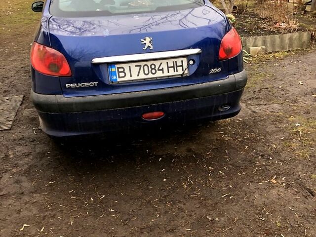 Пежо 206, объемом двигателя 1.4 л и пробегом 187 тыс. км за 2500 $, фото 4 на Automoto.ua