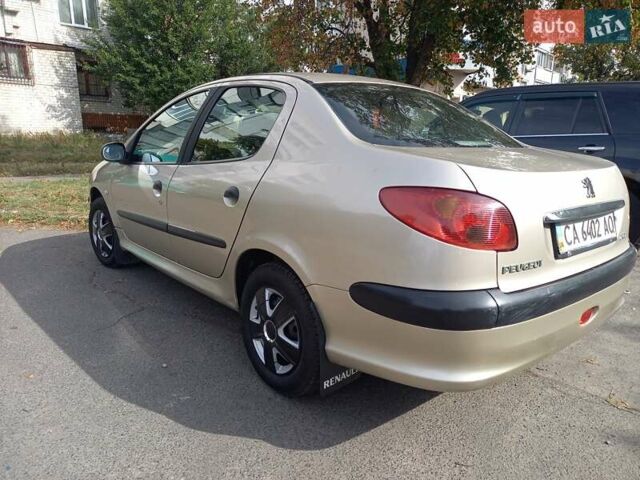 Пежо 206, объемом двигателя 1.4 л и пробегом 231 тыс. км за 3450 $, фото 3 на Automoto.ua