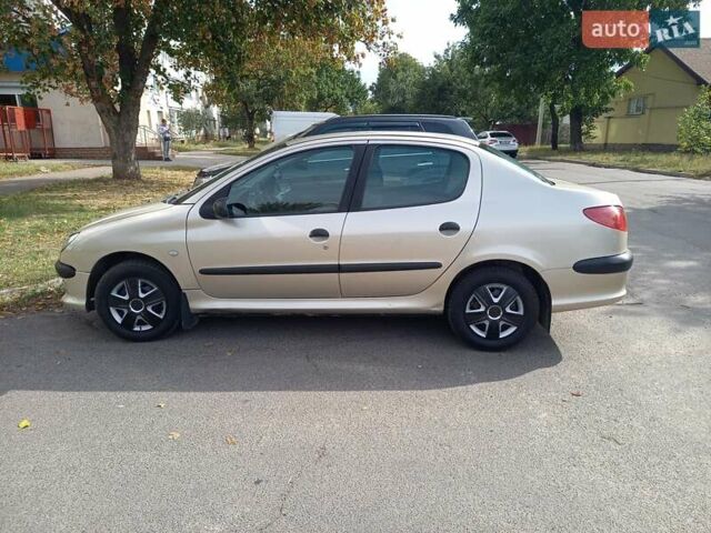 Пежо 206, объемом двигателя 1.4 л и пробегом 231 тыс. км за 3450 $, фото 4 на Automoto.ua