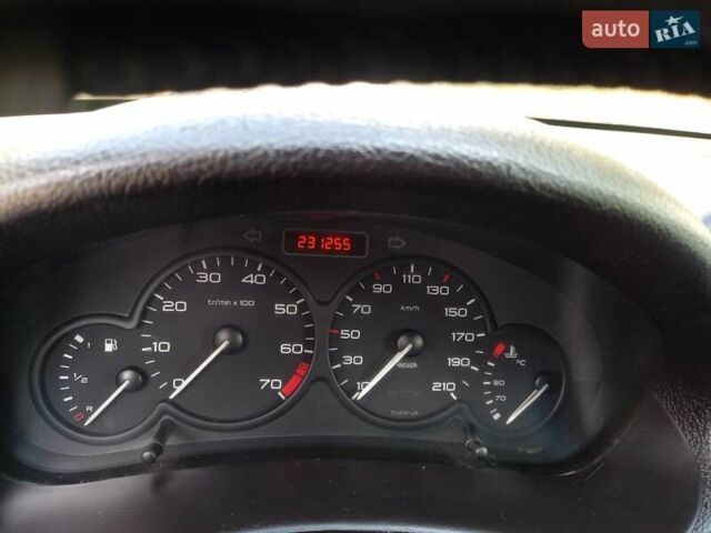Пежо 206, объемом двигателя 1.4 л и пробегом 231 тыс. км за 3450 $, фото 20 на Automoto.ua