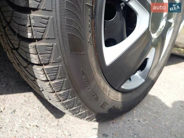 Пежо 206, объемом двигателя 1.4 л и пробегом 231 тыс. км за 3450 $, фото 7 на Automoto.ua