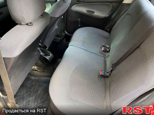 Пежо 206, об'ємом двигуна 1.4 л та пробігом 200 тис. км за 2550 $, фото 13 на Automoto.ua