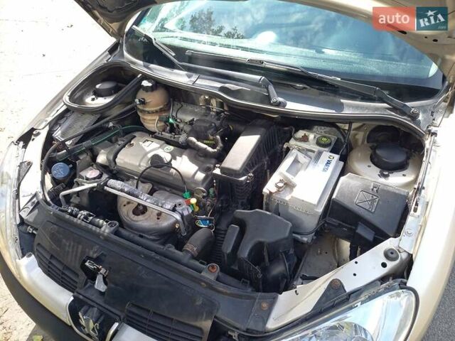 Пежо 206, объемом двигателя 1.4 л и пробегом 231 тыс. км за 3450 $, фото 24 на Automoto.ua