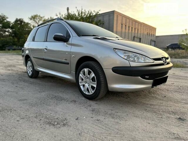 Пежо 206, об'ємом двигуна 1.4 л та пробігом 217 тис. км за 4900 $, фото 7 на Automoto.ua